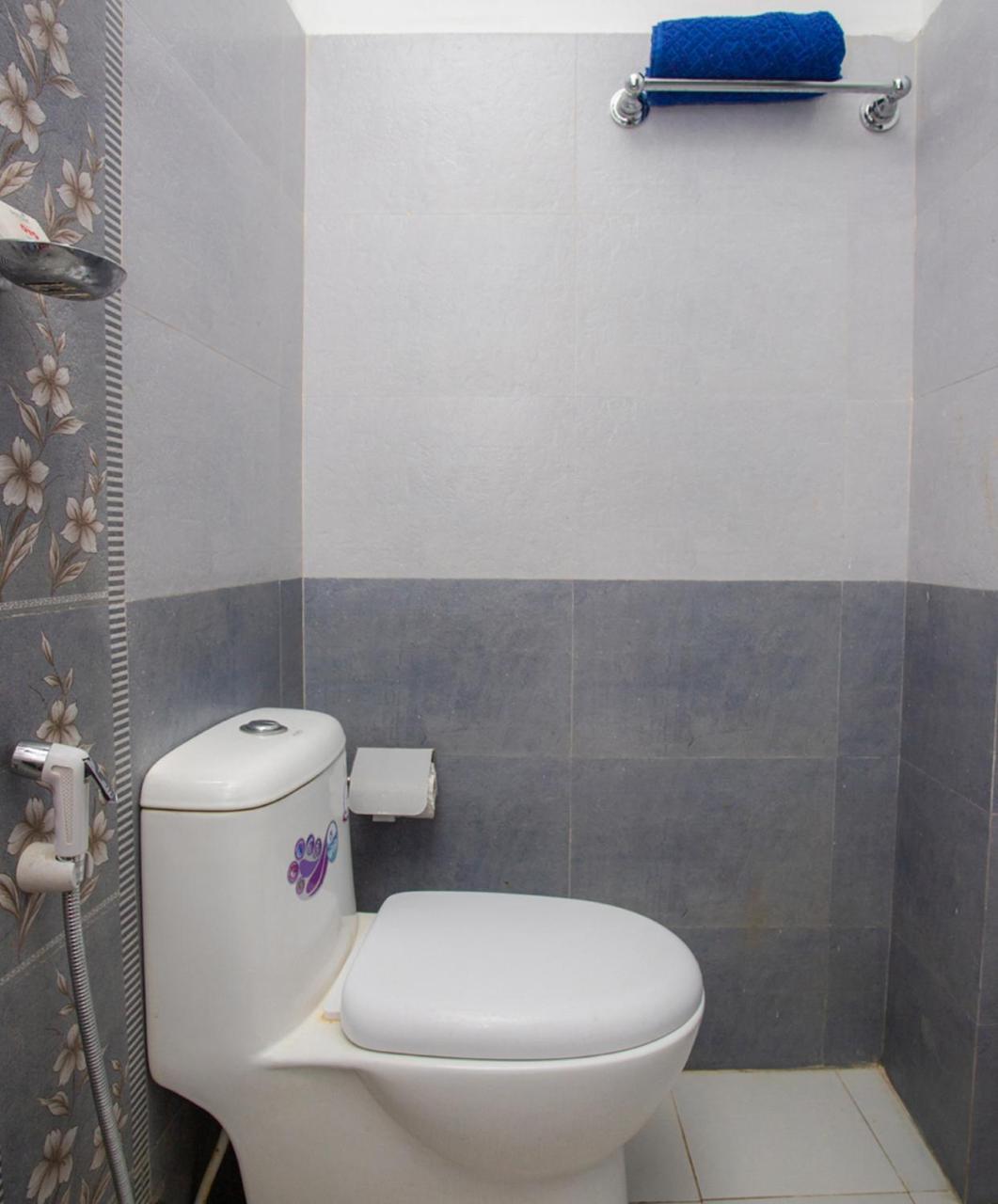 Oyo 142 Co International Guest House Kathmandu Exterior photo